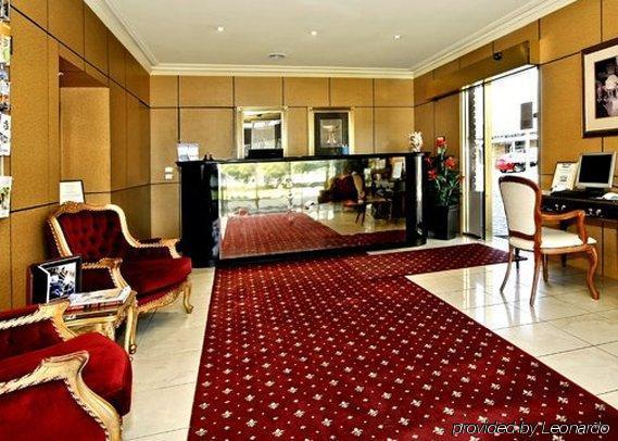 Rowville International Hotel Інтер'єр фото