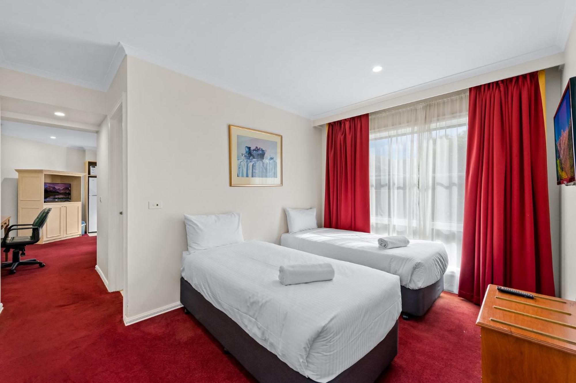 Rowville International Hotel Екстер'єр фото