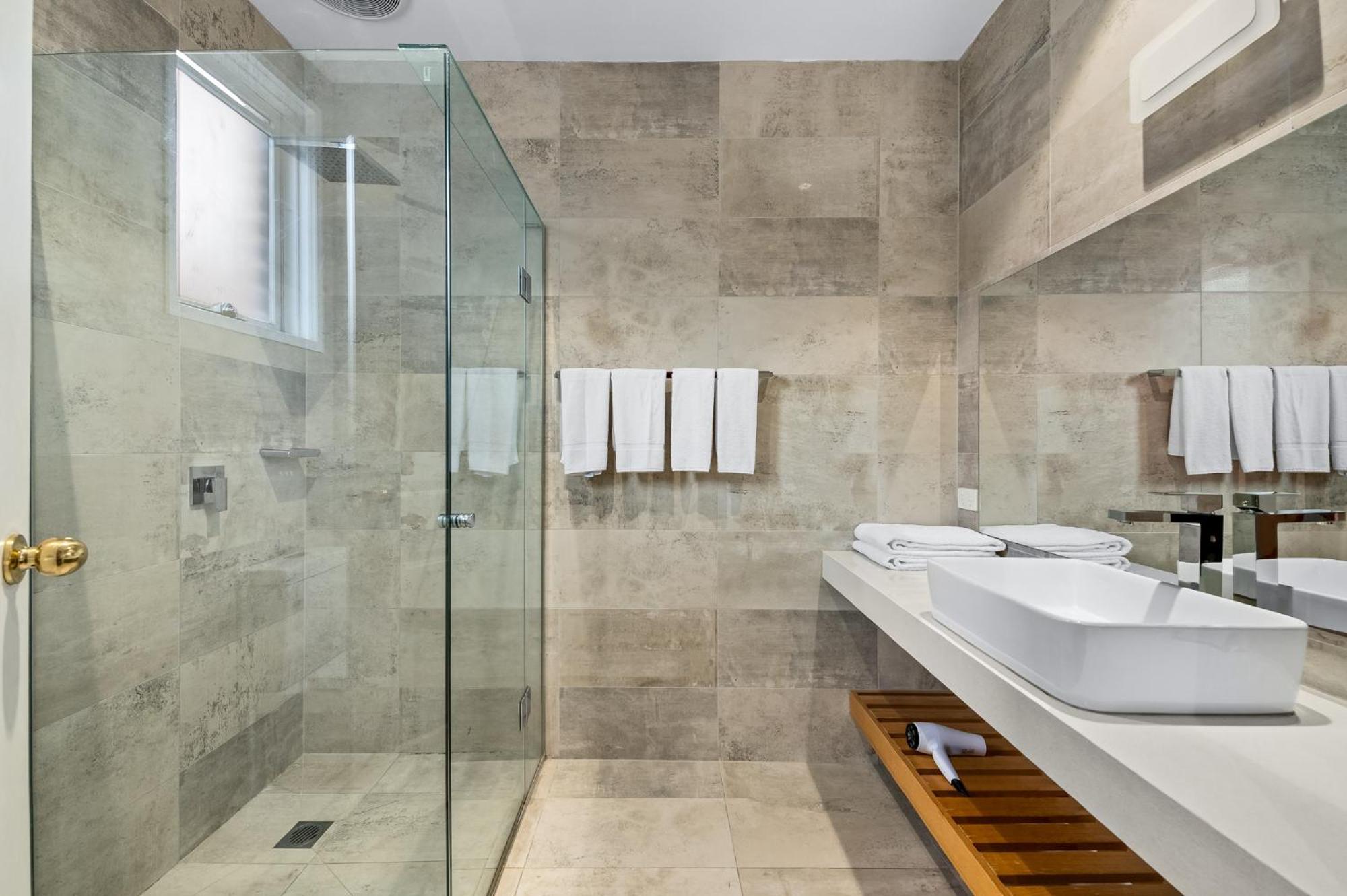 Rowville International Hotel Екстер'єр фото