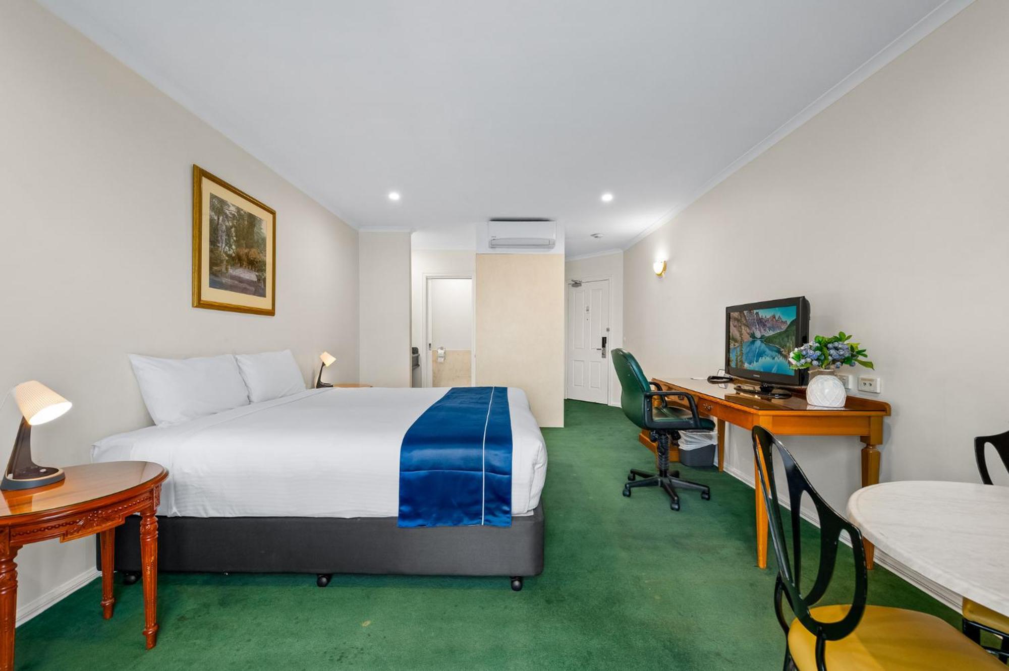 Rowville International Hotel Екстер'єр фото