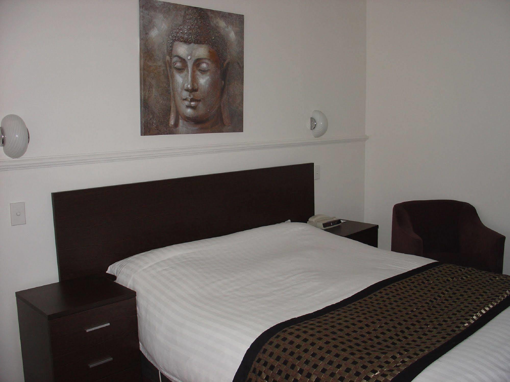 Rowville International Hotel Екстер'єр фото