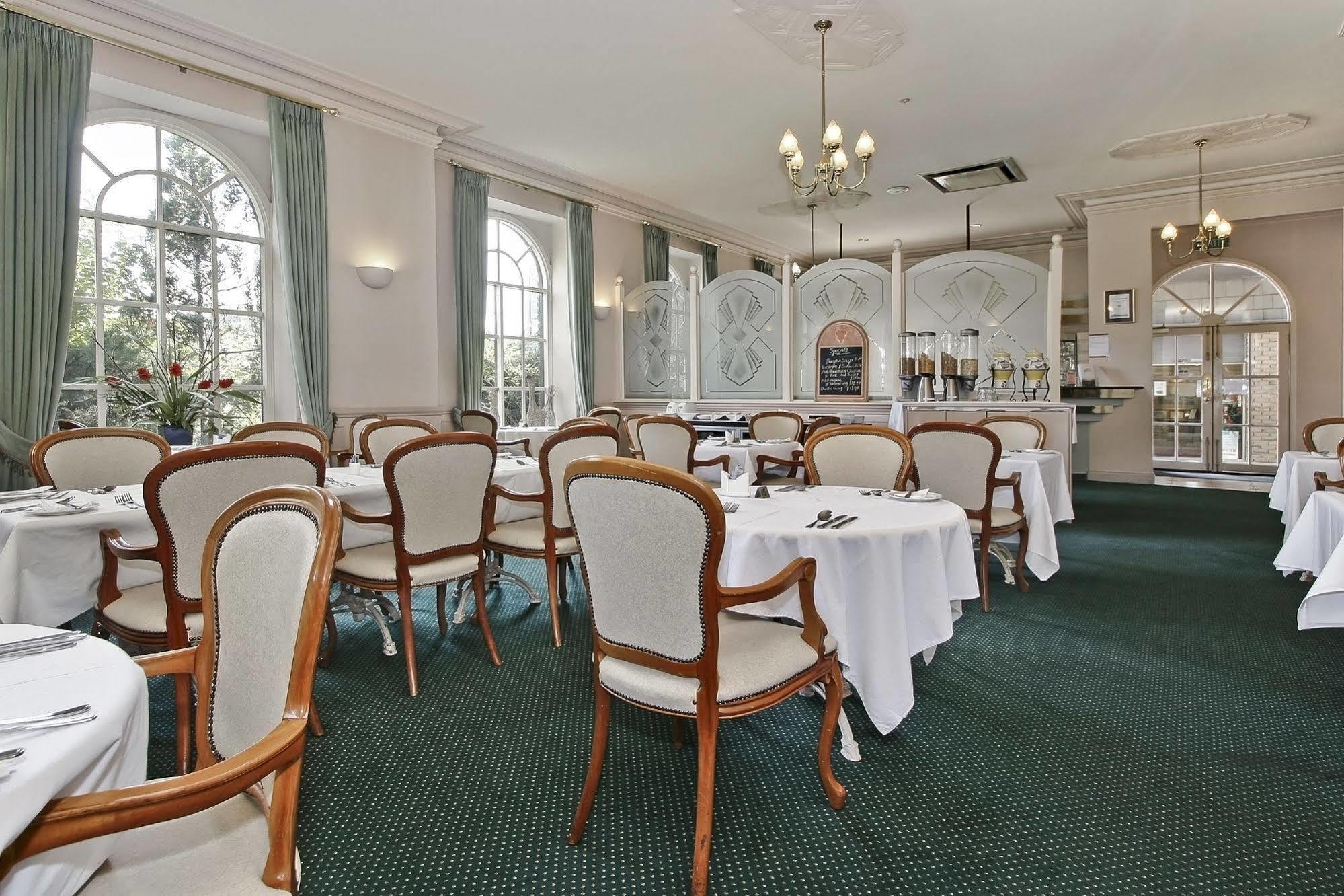 Rowville International Hotel Екстер'єр фото